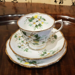 英國Royal Albert白色山茱萸系列骨瓷杯組