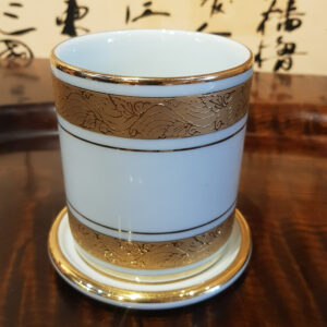 白瓷金邊直筒杯