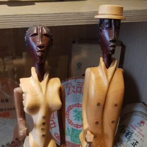 紳士淑女木雕(一對)